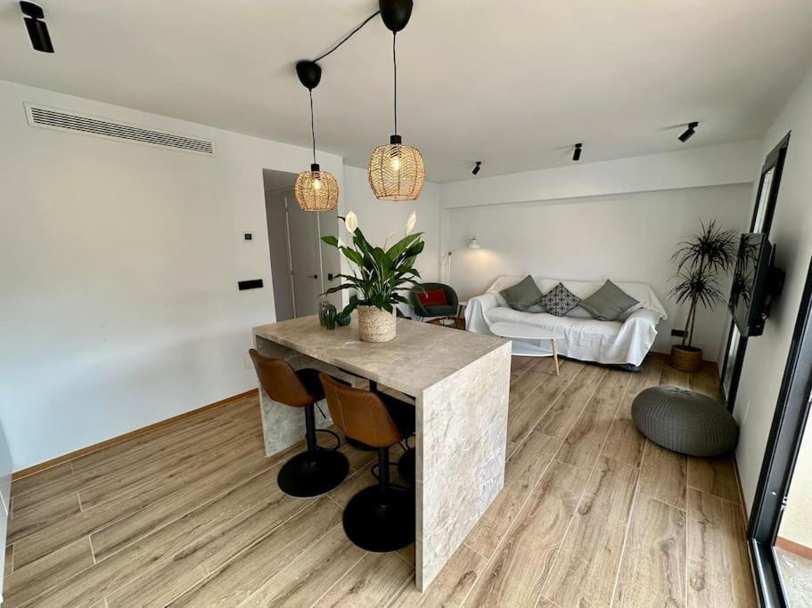 Moderno Y Acogedor Apartamento Con Terraza “ Llebeig” Sóller Eksteriør billede